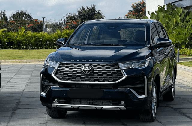 Innova Hycross rental in Chennai